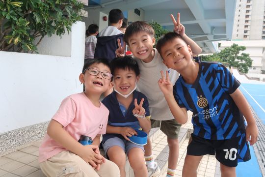 公益金便服日